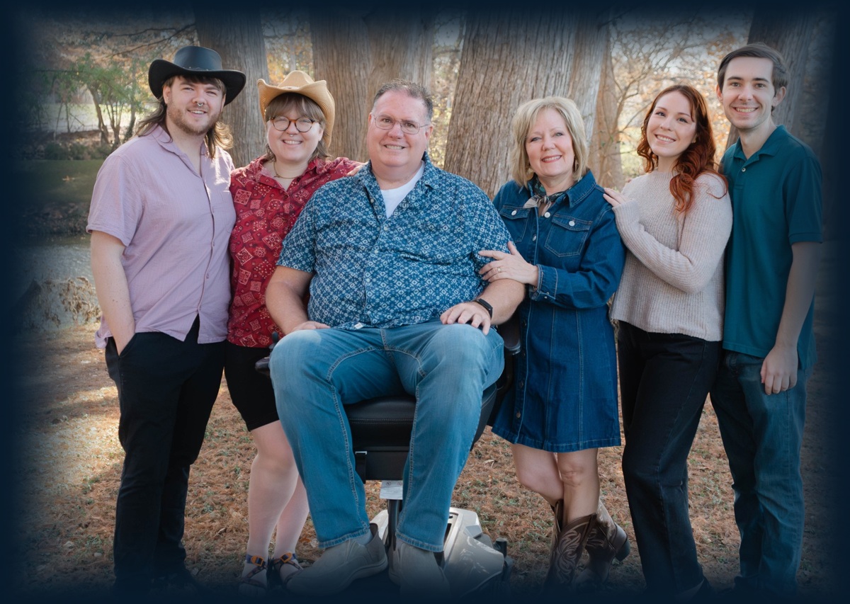 Jim and Leslie Phillips with their family